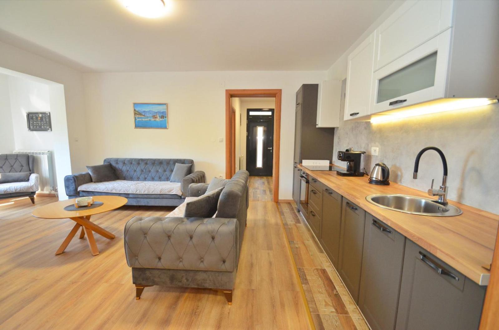 Radgost Kotor Apartments Εξωτερικό φωτογραφία